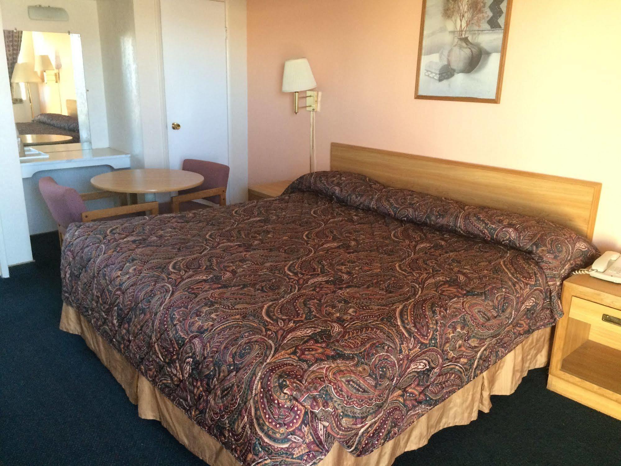 Motel Almara 2*
